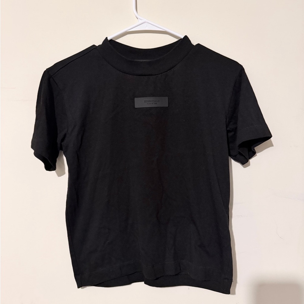 Essentials Fear Of God Women’s XS Black Short Sleeve Tshirt Like New, Stretchy